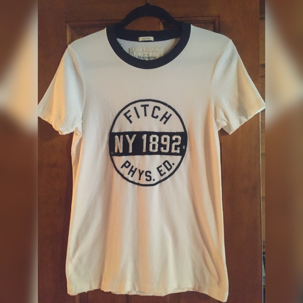 Abercrombie & Fitch Logo Tee